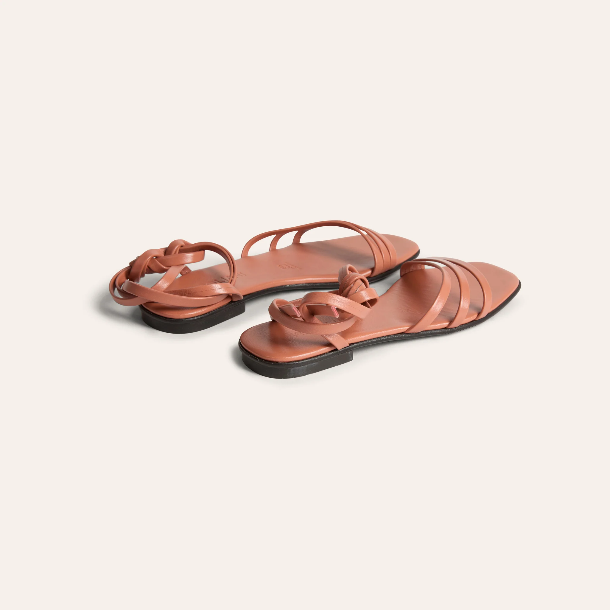 Amelia - Coral Rose - Image 4