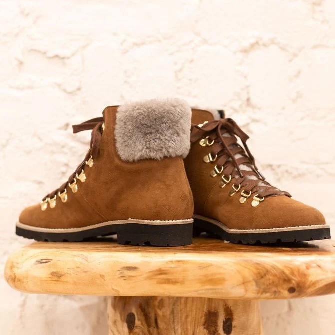 Canazei - Amaretto Suede SAMPLE SALE -FINAL SALE - Image 5