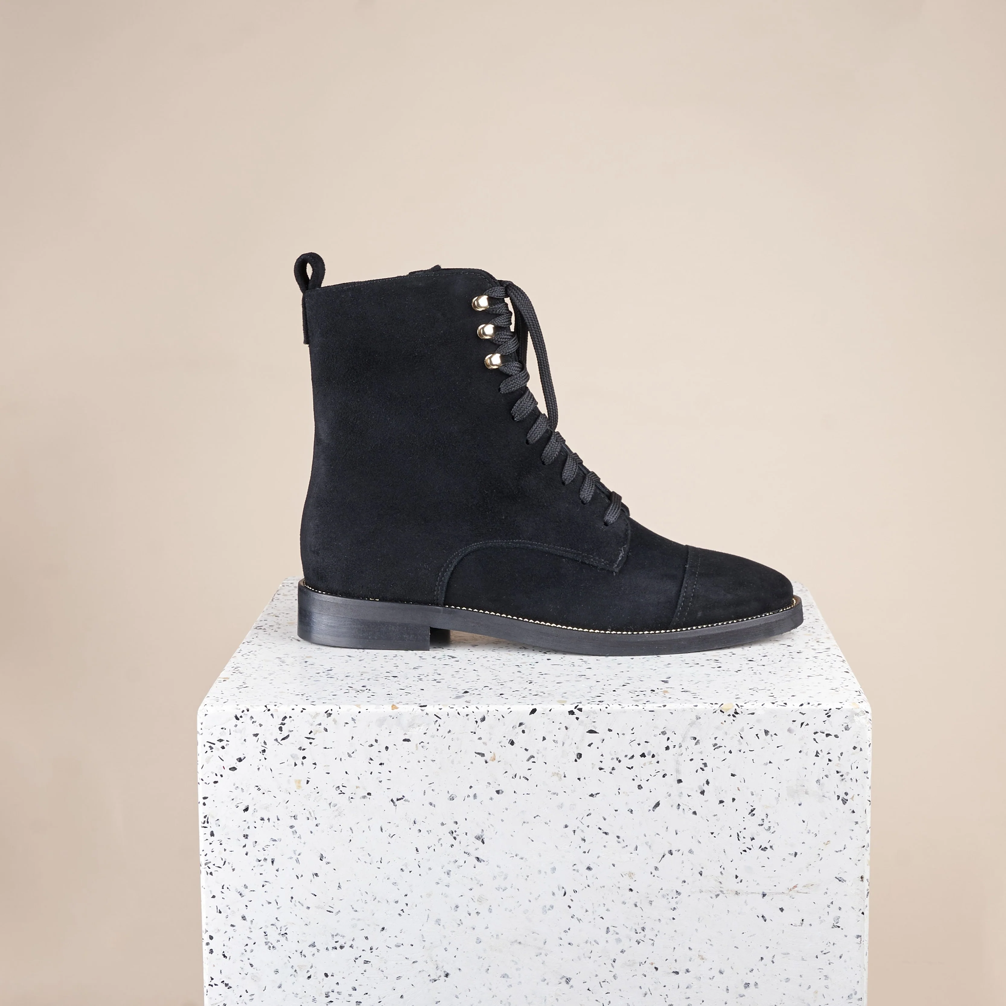 Catania - Black Suede - Image 4