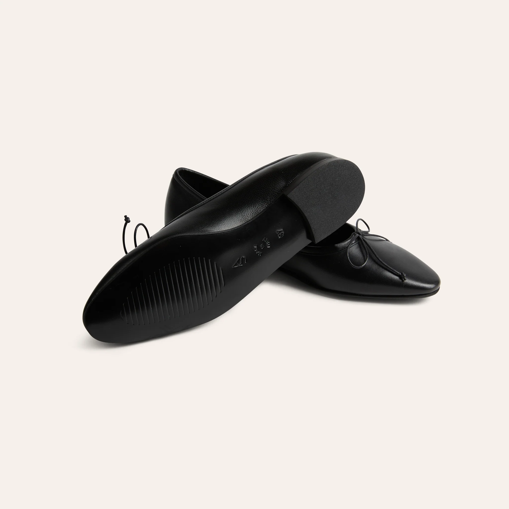 Como - Black Leather - Image 6