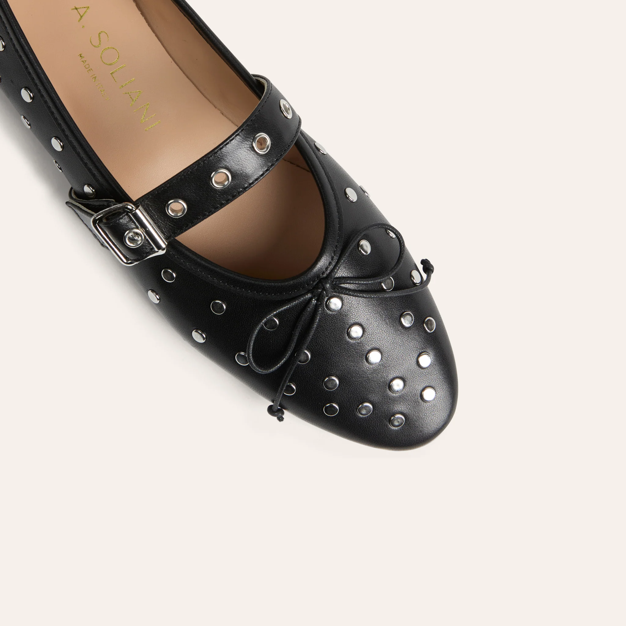 Como Buckle - Black Studs - Image 7