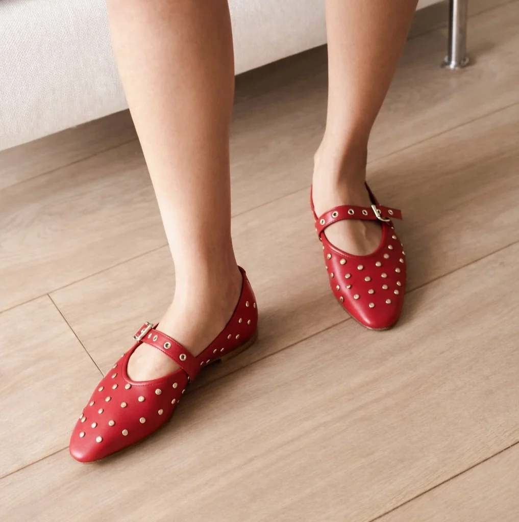 Como Buckle - Hibiscus Studs - Image 2
