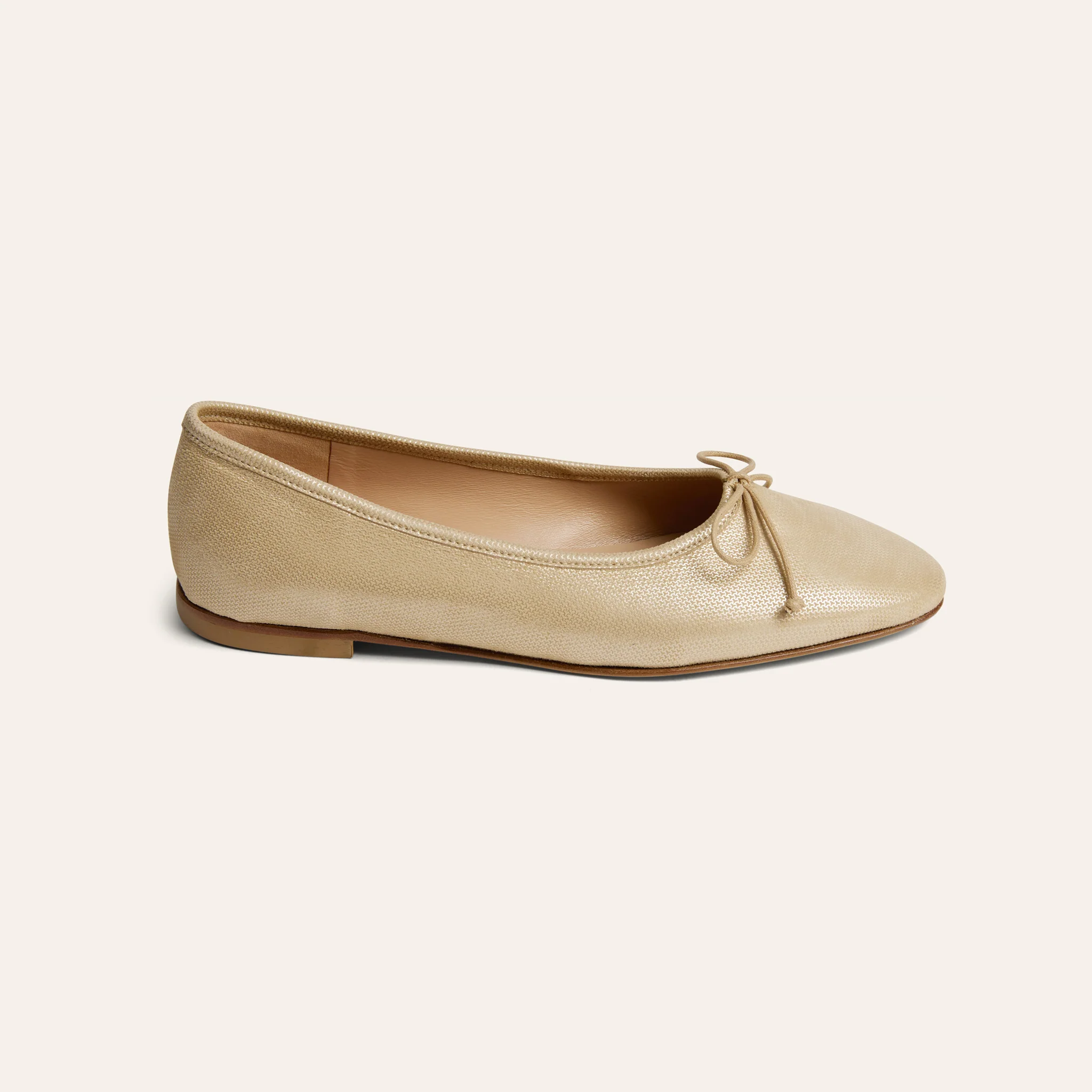 Como - Gold Alike - Image 4