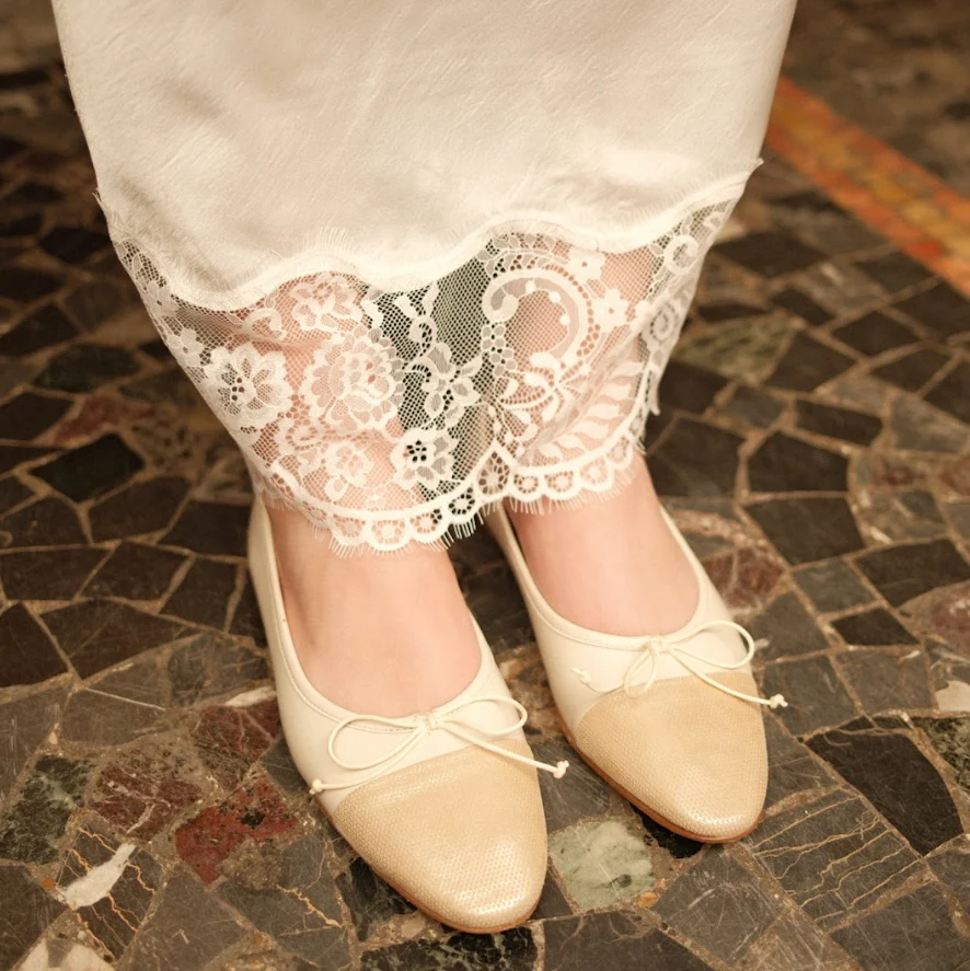 Como - Ivory/Gold Alike - Image 3