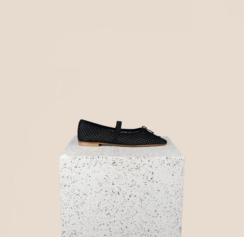 Como Strap - Perforated Black - Image 4