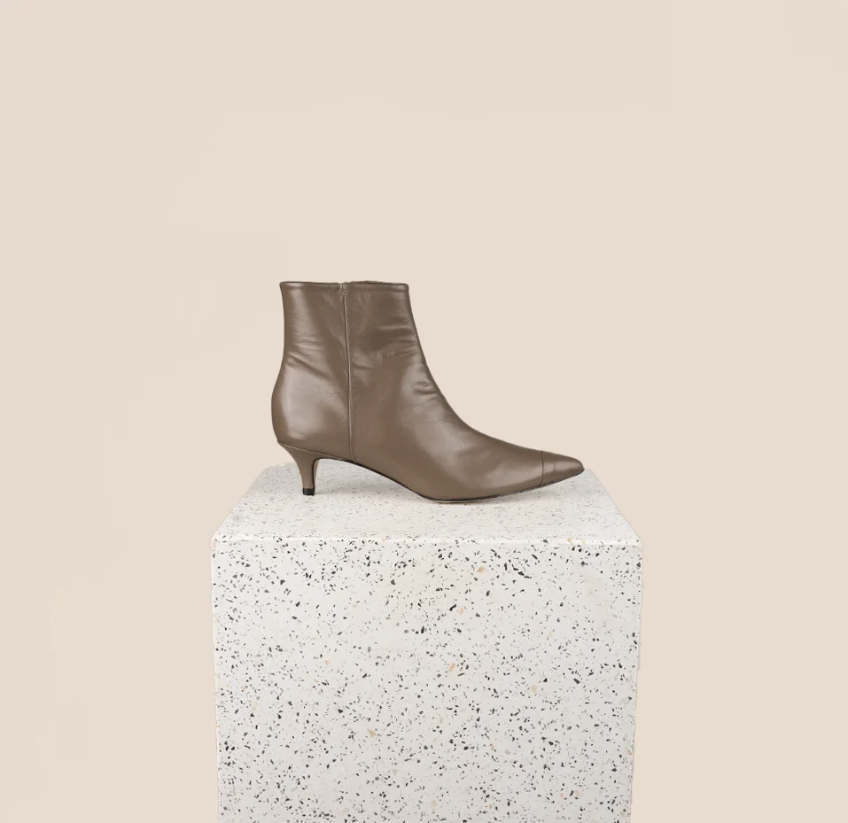 Mantova - Taupe Leather