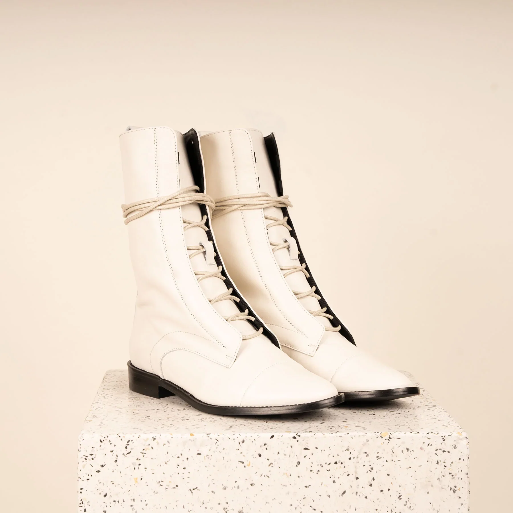 Milano - Ivory Leather - Image 5