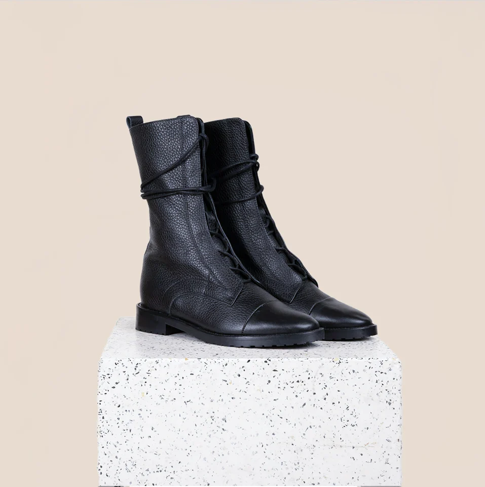 Milano Pebbled - Black Leather - Image 6